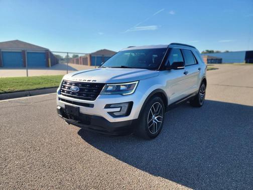 2016 Ford Explorer Sport