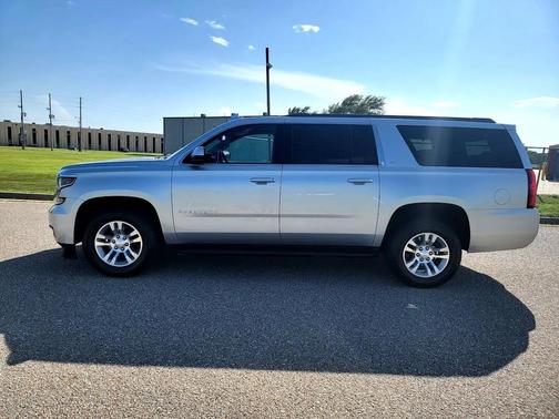 2019 Chevrolet Suburban LT