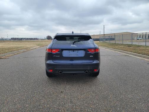 2018 Jaguar F-PACE 35t R-Sport