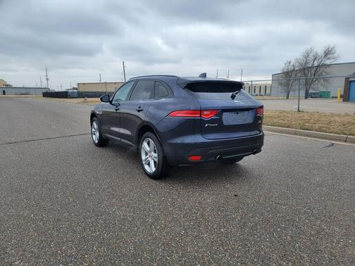 2018 Jaguar F-PACE 35t R-Sport