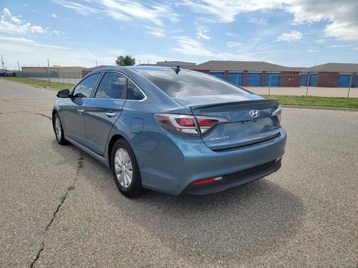 Graphite Blue Pearl 2016 Hyundai SONATA Hybrid SE