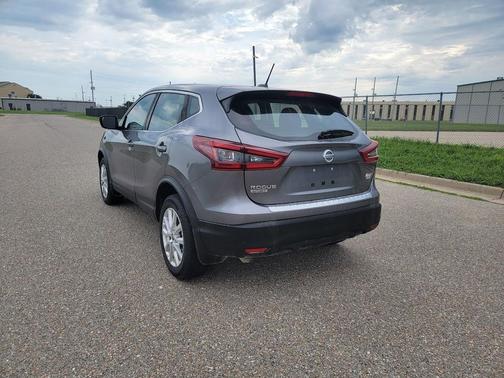 2020 Nissan Rogue Sport S