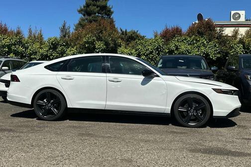 2024 Honda Accord Hybrid Sport-L