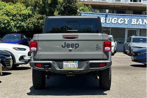 Sting-Gray Clearcoat 2023 Jeep Gladiator Willys 4x4