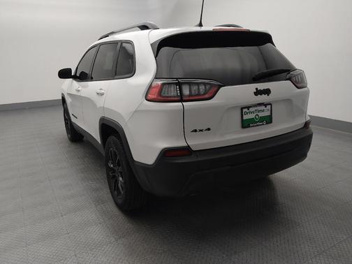 Bright White Clearcoat 2023 Jeep Cherokee Altitude