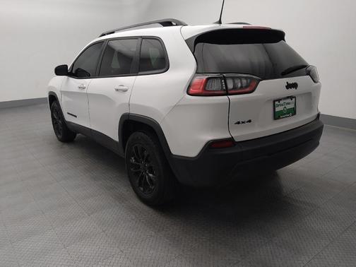 Bright White Clearcoat 2023 Jeep Cherokee Altitude