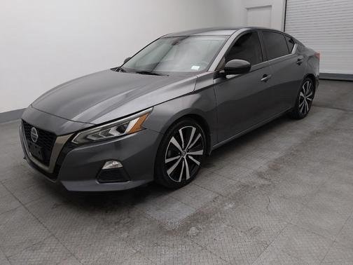 2020 Nissan Altima SR FWD
