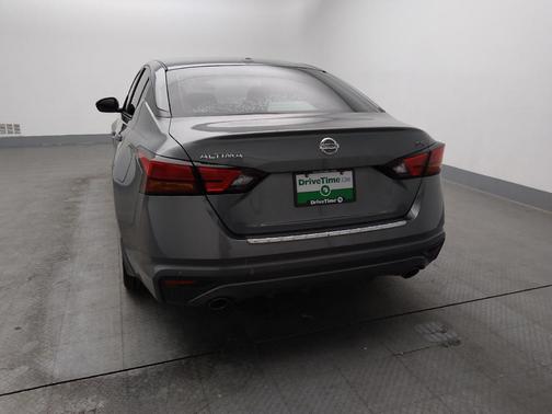 2020 Nissan Altima SR FWD