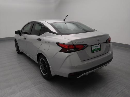 2020 Nissan Versa 1.6 S