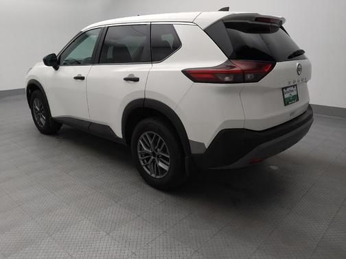 Glacier White 2022 Nissan Rogue S