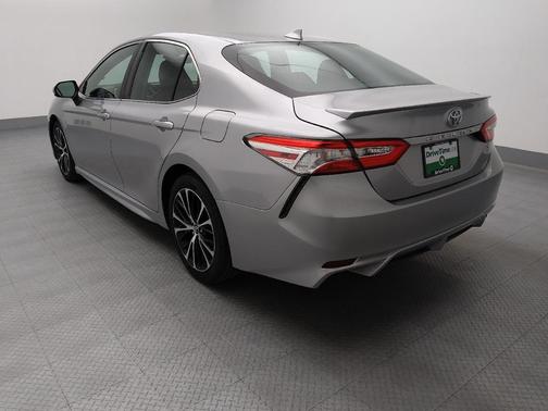 Celestial Silver Metallic 2020 Toyota Camry SE