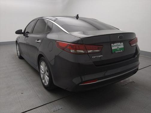 2018 Kia Optima S
