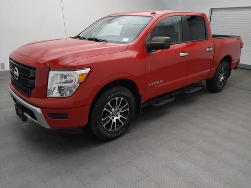 2021 Nissan Titan SV
