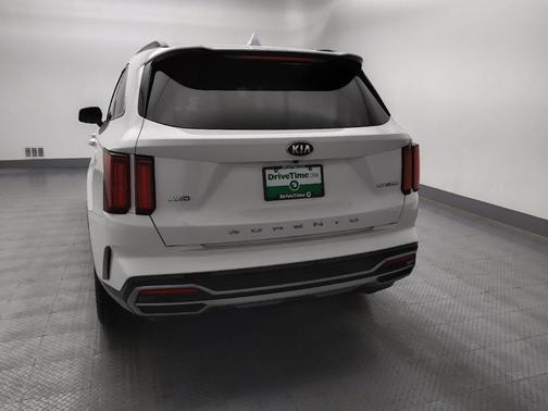 Glacial White Pearl 2021 Kia Sorento SX