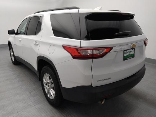 White 2019 Chevrolet Traverse LT Cloth