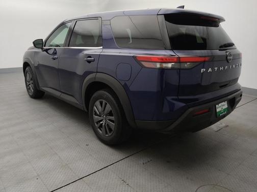 2022 Nissan Pathfinder S 2WD