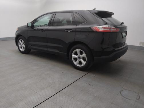 2021 Ford Edge SE