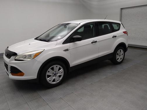 2016 Ford Escape S