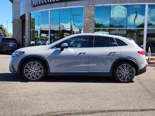 Gray 2023 Mercedes-Benz EQE 500 4MATIC