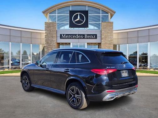 Black 2026 Mercedes-Benz GLC 300 4MATIC