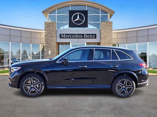 Black 2026 Mercedes-Benz GLC 300 4MATIC