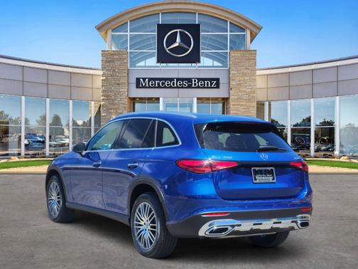 Starling Blue Metallic 2026 Mercedes-Benz GLC 300 4MATIC
