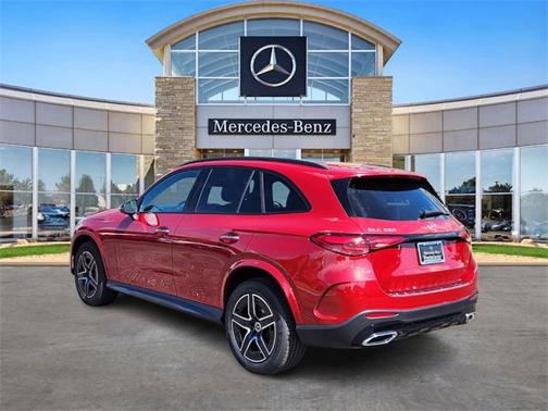 2025 Mercedes-Benz GLC 300 
