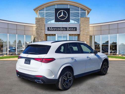 Polar White 2026 Mercedes-Benz GLC 300 4MATIC