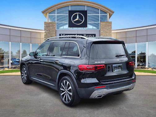 2022 Mercedes-Benz GLB 250