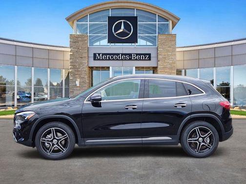 Midnight Black 2026 Mercedes-Benz GLA 250 4MATIC