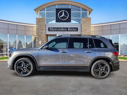 2025 Mercedes-Benz GLB 250 