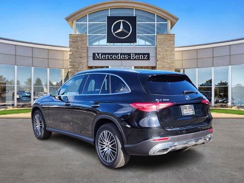 Black 2026 Mercedes-Benz GLC 300 4MATIC
