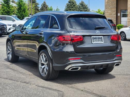 Graphite Grey Metallic 2022 Mercedes-Benz GLC 300