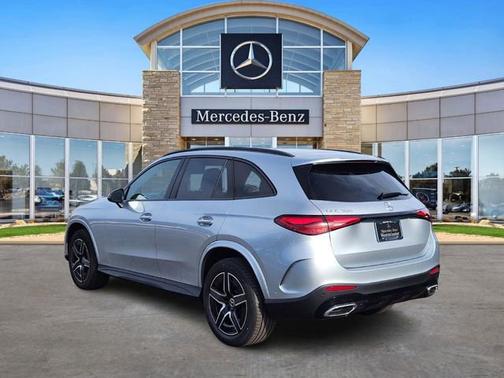 Cirrus Silver Metallic 2026 Mercedes-Benz GLC 300 4MATIC