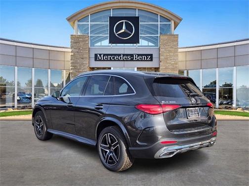 2025 Mercedes-Benz GLC 300 4MATIC
