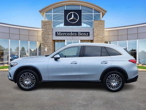 2025 Mercedes-Benz GLC 300 4MATIC