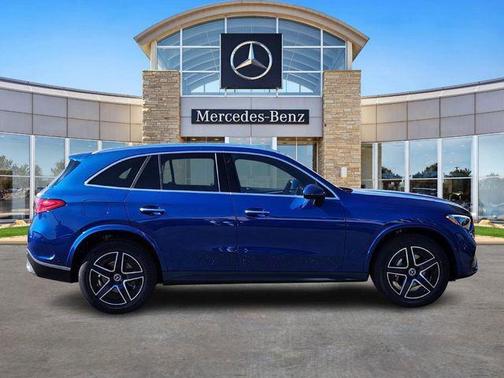 Starling Blue Metallic 2026 Mercedes-Benz GLC 300 4MATIC