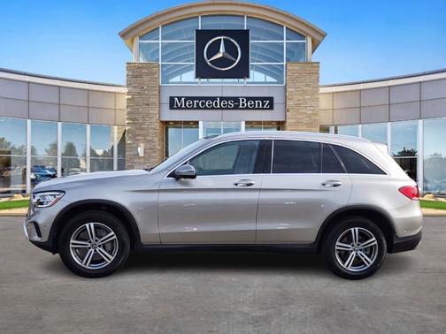 2021 Mercedes-Benz GLC 300 