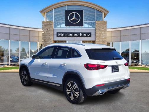 2025 Mercedes-Benz GLA 250 