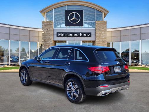 2021 Mercedes-Benz GLC 300 