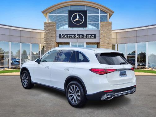 2025 Mercedes-Benz GLC 300 4MATIC