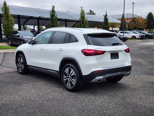 2025 Mercedes-Benz GLA 250 