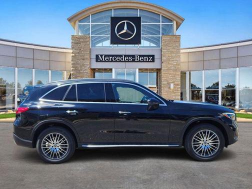 Black 2026 Mercedes-Benz GLC 300 4MATIC