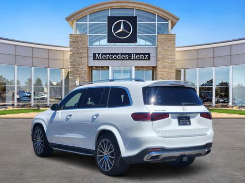 2023 Mercedes-Benz GLS 580 