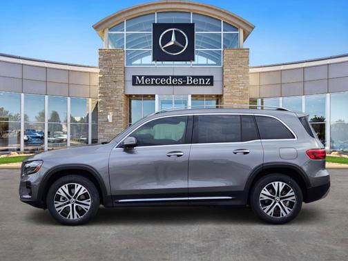 Mountain Grey Metallic 2024 Mercedes-Benz GLB 250 4MATIC