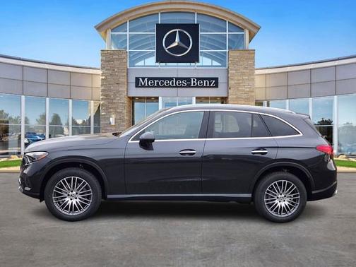 Graphite Grey Metallic 2026 Mercedes-Benz GLC 300