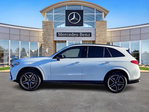 2025 Mercedes-Benz GLC 300 4MATIC