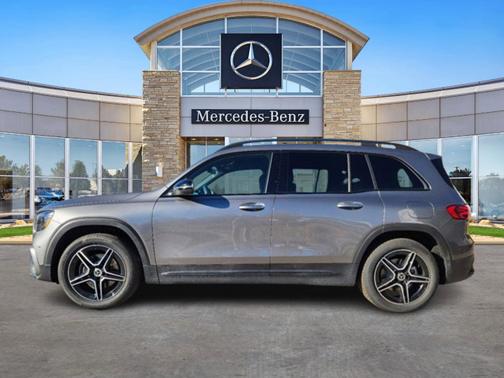 2025 Mercedes-Benz GLB 250 