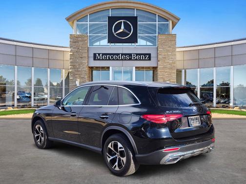2025 Mercedes-Benz GLC 350e 