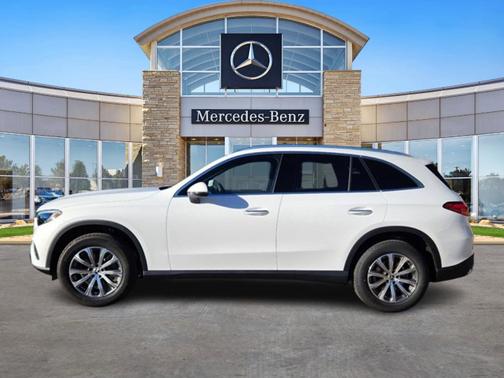2025 Mercedes-Benz GLC 300